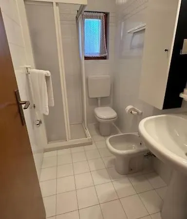 Giuly Beth's House Brenzone sul Garda