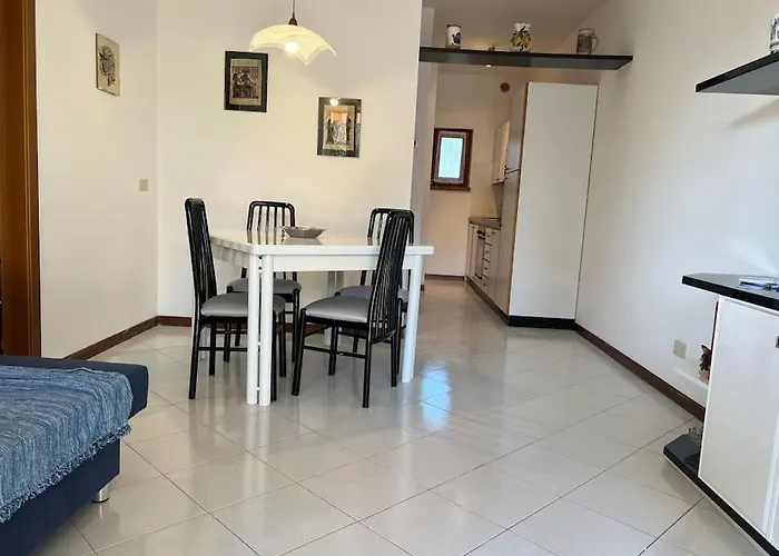 Giuly Beth's House *